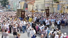 Вставай, люд православний, на мирний Хресний хід!