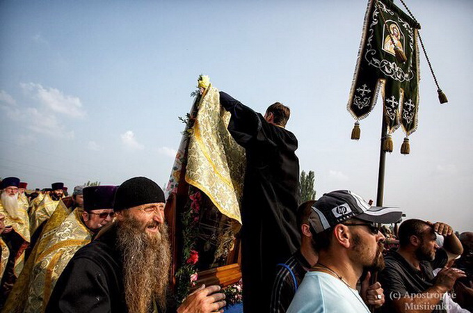 Metropolitan Arseniy (Yakovenko): when stones were thrown at the icon of the Mother of God, there was a feeling – mother was offended