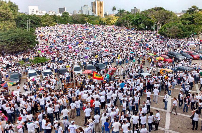 Colombia: 70 thousand march for family values