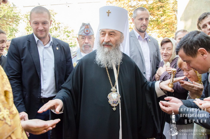 Предстоятель УПЦ: смерть людини після Воскресіння Христового – сон. Після  цього сну людину очікує життя