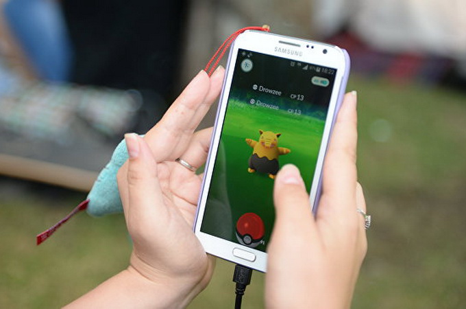 Священики: гра Pokemon Go породжує ігрову залежність і схожа на диверсію