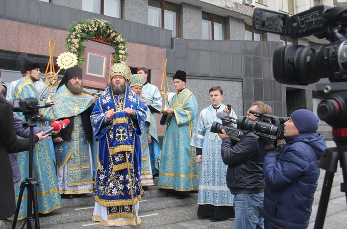 Архієпископ Євлогій (Гутченко) вимагає покарання за побиття охоронця кафедрального собору