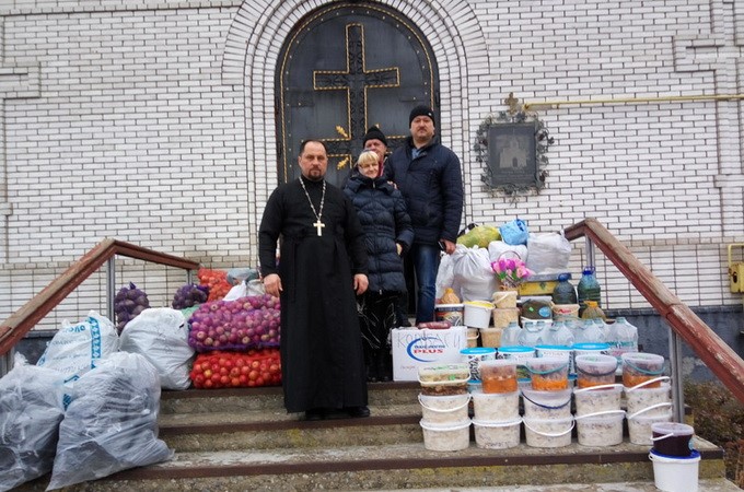 UOC clergy deliver 17 tons of humanitarian aid to the East of Ukraine