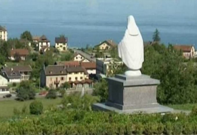 French court decides to take down Virgin Mary statue