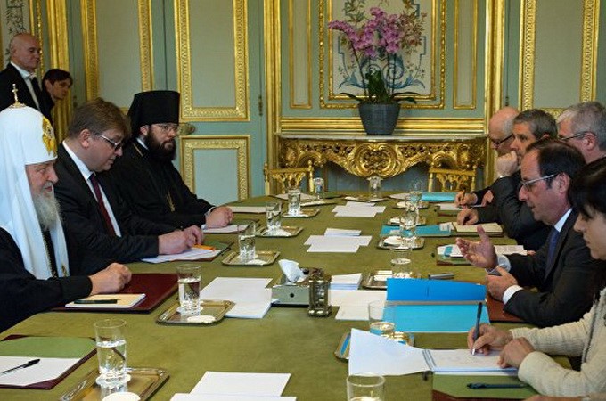 Patriarch Kirill and President of France discuss Middle East and Ukraine