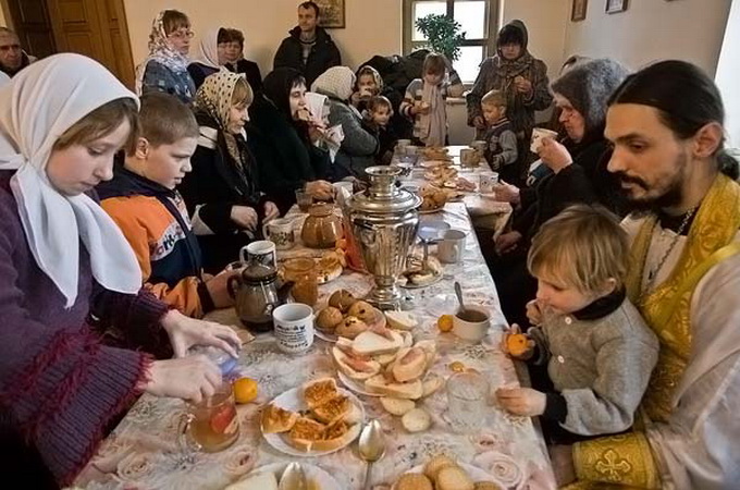 Не варто розцінювати масляницю як останній шанс «розгулятися» перед постом, – єпископ Климент (Вечеря)