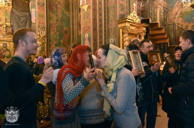 Унікальний Чин моління за святі ікони звершили у Вінницькій єпархії УПЦ