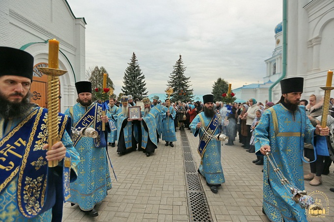 У Святогірській Лаврі відтепер є частка волосся Пресвятої Богородиці