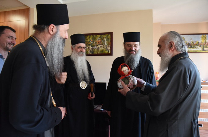 Patriarch Irinej of Serbia: Schism is not defeated by voyages of politicians to the Church hierarchs