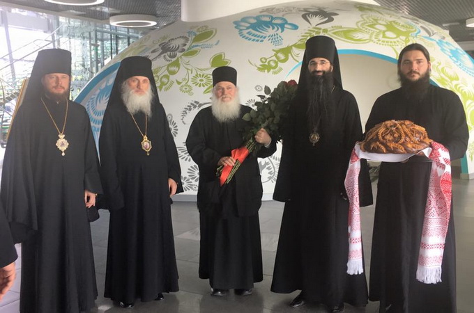 Rector of Vatoped monastery Archimandrite Ephraim arrives in Ukraine