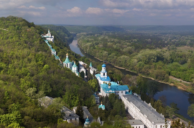 В Святогірській Лаврі створили мультимедійний календар на 26 червня – 2 липня