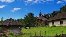 Миколаївську церкву з Чернігівщини перевезли до Пирогова