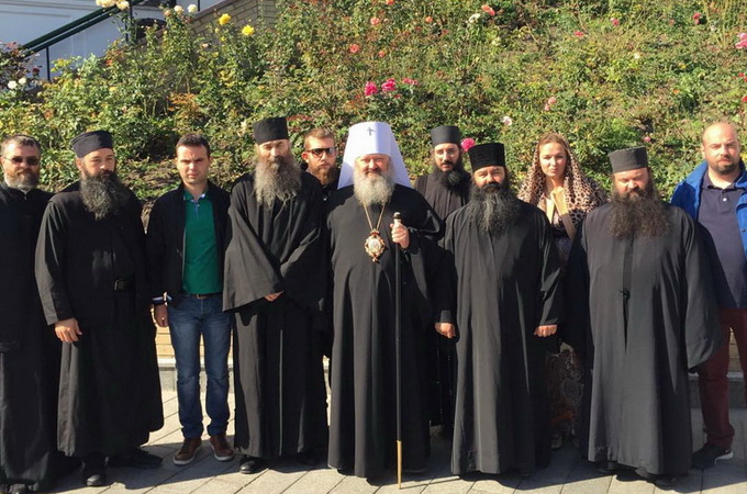 Братия метеорского монастыря поклонилась святыням Киевской лавры