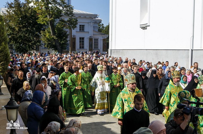 В Одессе тысячи верующих почтили память преподобного Кукши (ВИДЕО)