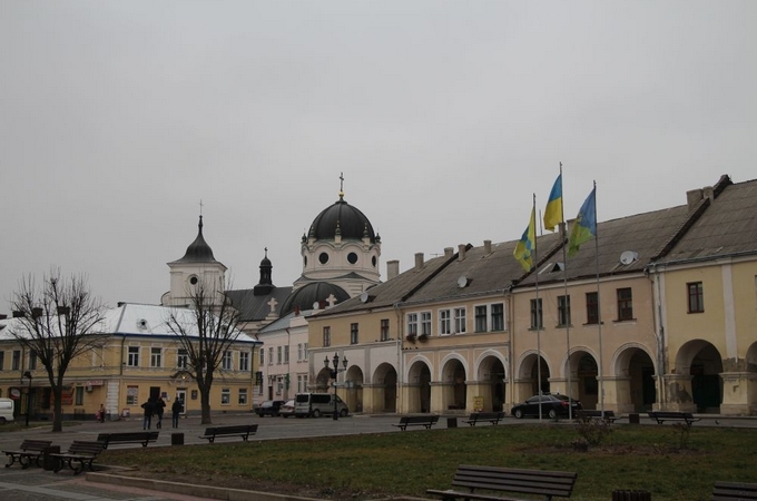 «Католицький оглядач» опублікував фейк про облаву на ухильників у монастирі