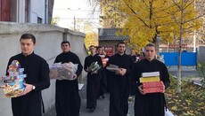 Одеські семінаристи допомогли дітям з протитуберкульозного диспансеру