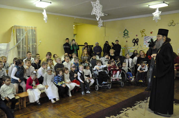 In Zaporozhe, the UOC helps children with disabilities evicted by the Kyiv Patriarchate