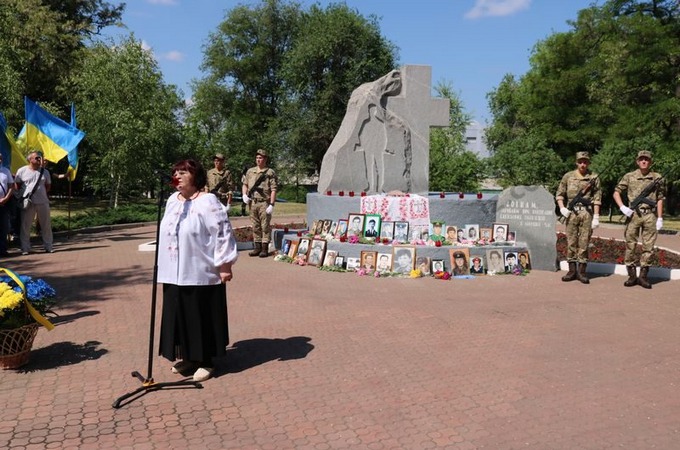 Fund of Soldiers' Mothers: Do not give in to provocations against the UOC