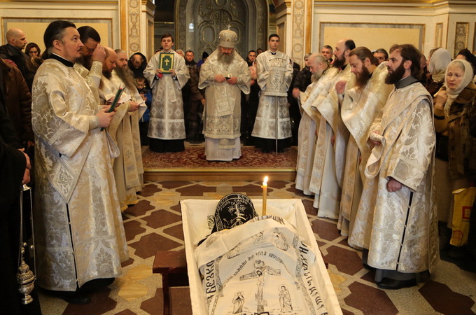 В киевской Лавре простились с архимандритом Сильвестром