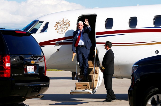 Мусульмане и католики бойкотируют визит представителя США на Ближний Восток