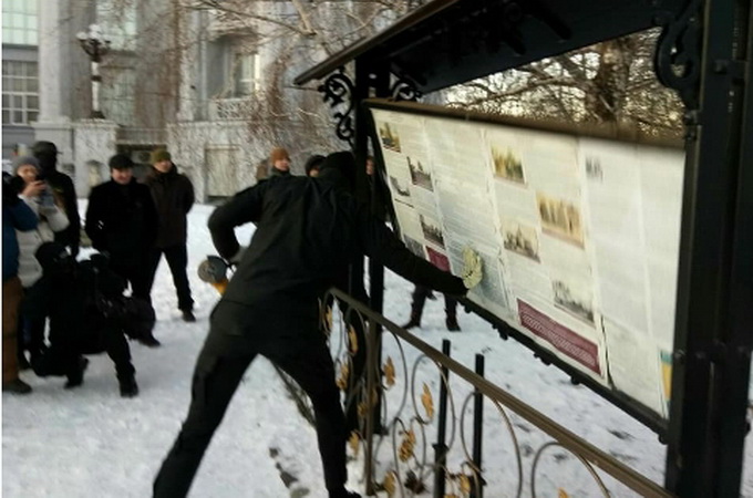 В Десятинном монастыре рассказали подробности нападения С14 (ВИДЕО)