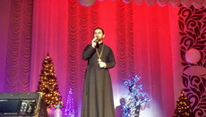 Благотворительный концерт о. Александра Клименко собрал аншлаг в Тернополе