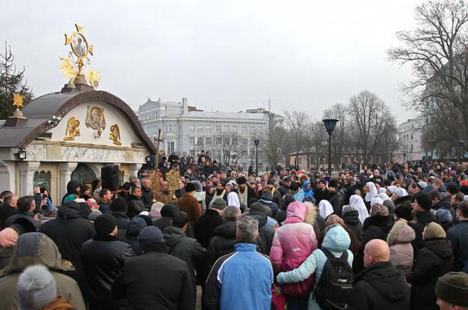 Братия Десятинного монастыря выразила благодарность верующим за поддержку