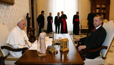 Султан в Ватикане: Франциск подарил Эрдогану «ангела мира» и пожелал победы