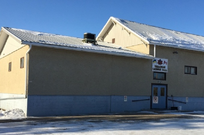 В Канаде конная полиция расследует похищение вареников из украинской церкви