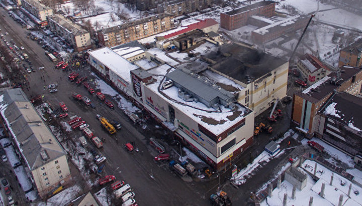 27 березня в усіх храмах РПЦ відслужили панахиди за загиблими в Кемерові