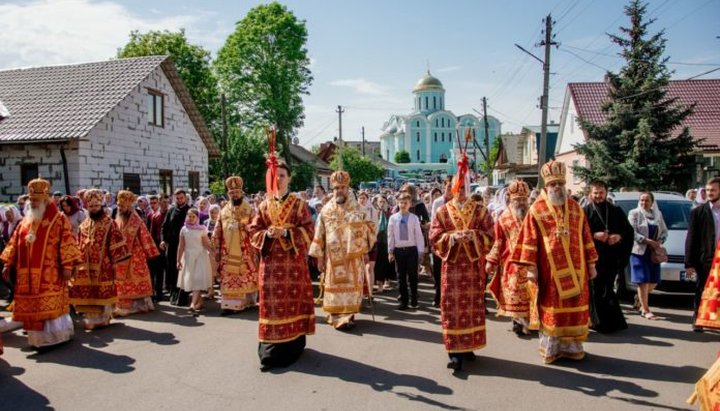 Крестный ход во Владимир-Волынской епархии УПЦ