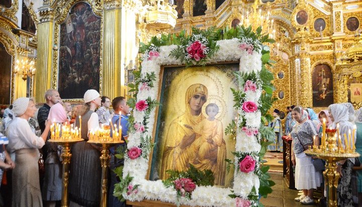 Ікона Богоматері Одигитрія