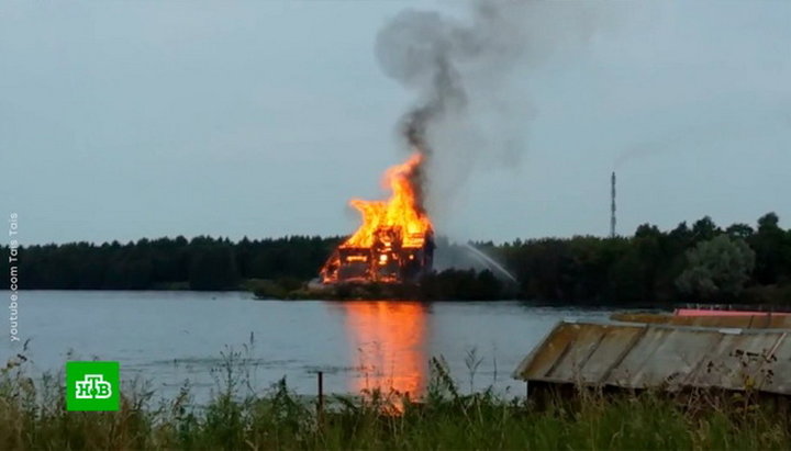 Пожар в Успенской церкви в Кондопоге