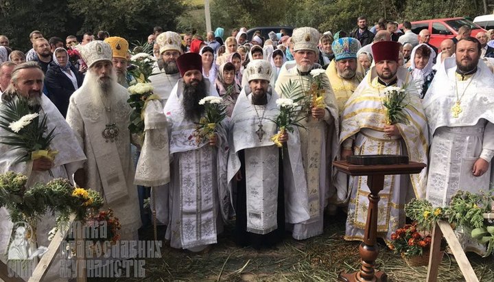 Освящение храма в честь святителя Феодосия, архиепископа Черниговского