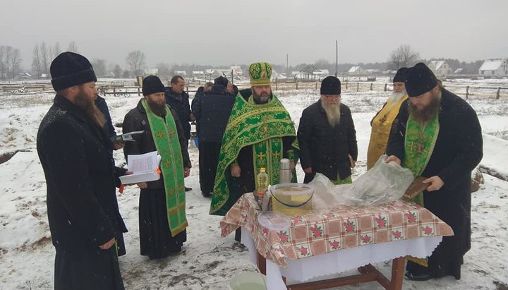 Чин освящения места под строительство храма