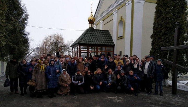 St. Nicholas community of vlg. Skobelka refused to transfer to the OCU