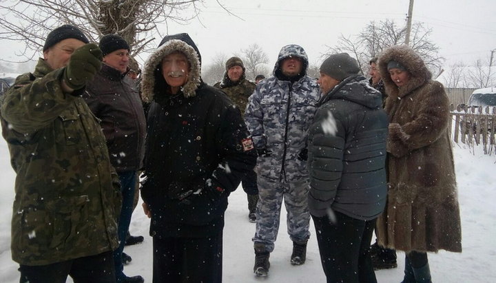 Проведению приходского собрания всячески препятствовали представители партии «Укроп» 