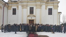 В Богородчанах на собрании села хотят незаконно протащить «переход» в ПЦУ