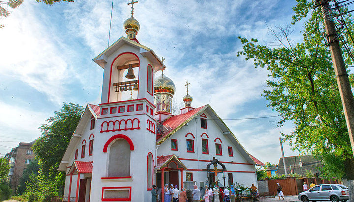 Київський храм Петра і Павла на Нивках