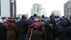 Expert on prayer standing in Lutsk: People gathered to protect their rights