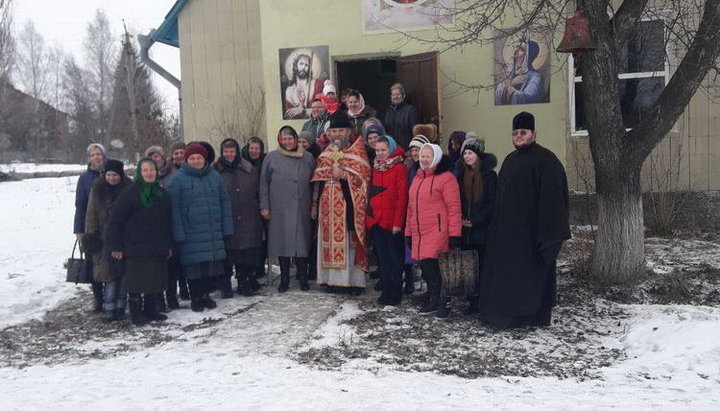 Прихожане Свято-Покровского храма села Ковпыта