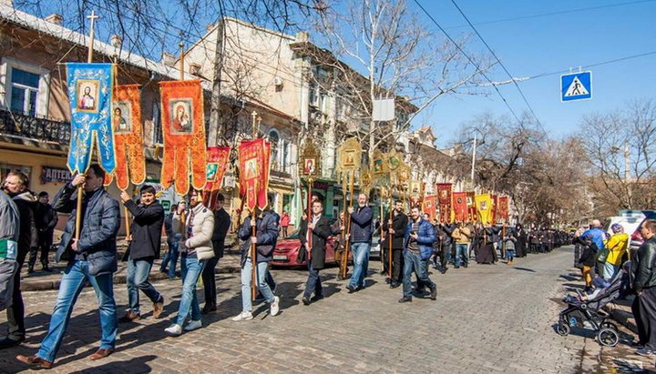 В Неделю Торжества Православия более 10 тысяч верующих одесситов приняли участие в общегородском крестном ходе 