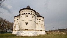 UOC believers in Sutkovtsy defend their temple against OCU activists