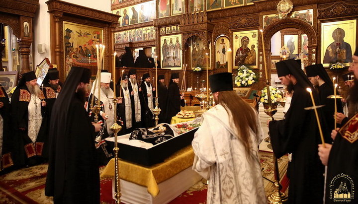 Панахида по схимонаху Селафіілу (Желєзцову). Фото: Святогірська лавра