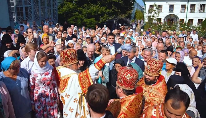 Блаженнейший Митрополит Онуфрий на празднике во Флоровском монастыре. Фото: УПЦ