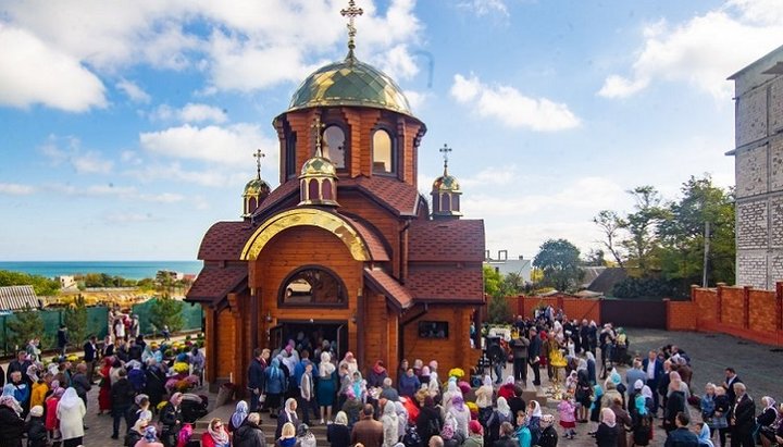 В Черноморске освятили Георгиевский храм и совершили закладку Николаевского