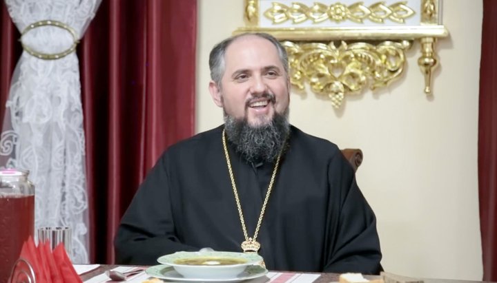 Глава ПЦУ боится сказать, что нужно прекращать говорить языком оружия. Фото: Facebook