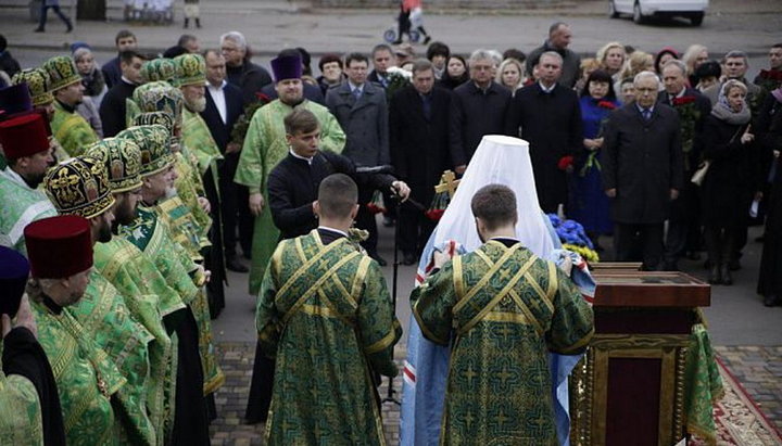 В Кривом Роге почтили память святого праведного Петра Калнышевского. Фото: 1kr.ua