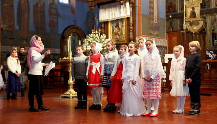 Фестиваль рождественских колядок и песнопений в Почаевской лавре. Фото: pochaev.org.ua