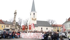 Віряни австрійського міста виступили в підтримку Чорногорської митрополії